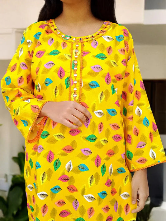 Stitched 2-Piece Set with Elegant Lace Detailing