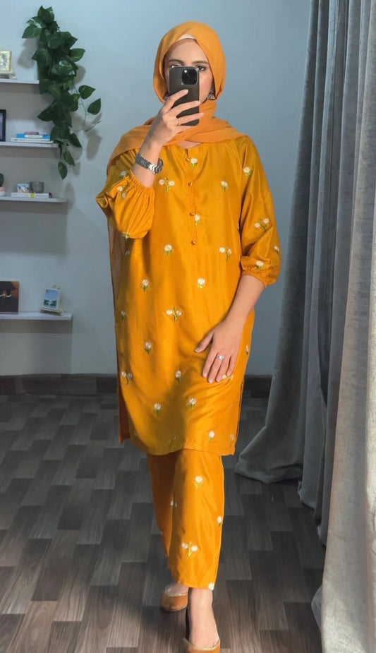 Petal Embroidary 2pcs