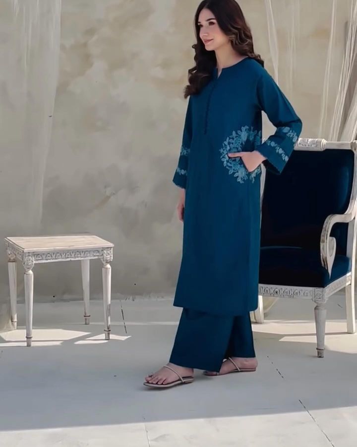 Chic Embroidered 2pcs