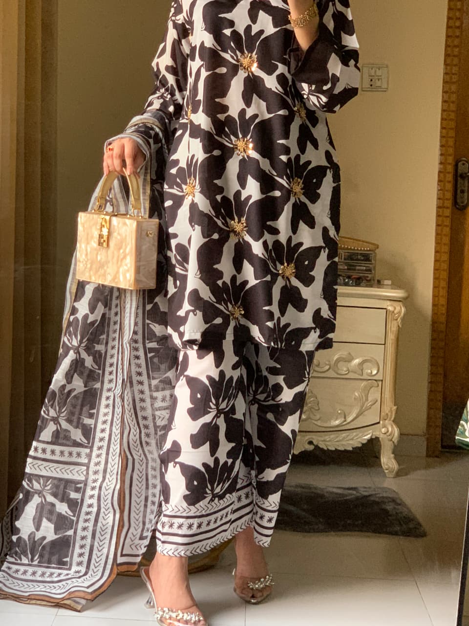 Aniqa Couture Long line Stitched Silk Lawn 3-Piece Collection