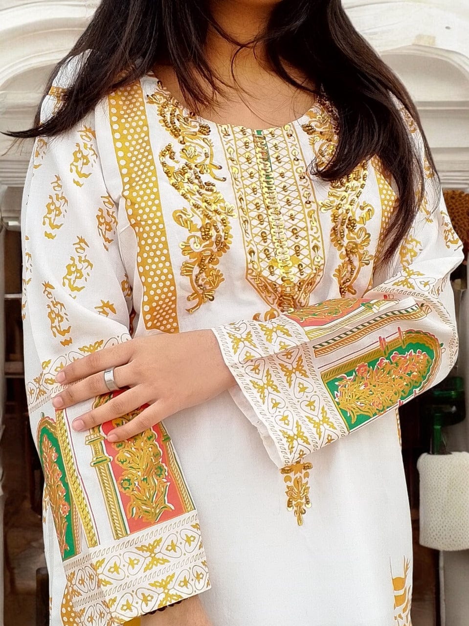Classy Handmade Summer Arabic Lenan 2-Piece Suit (White)
