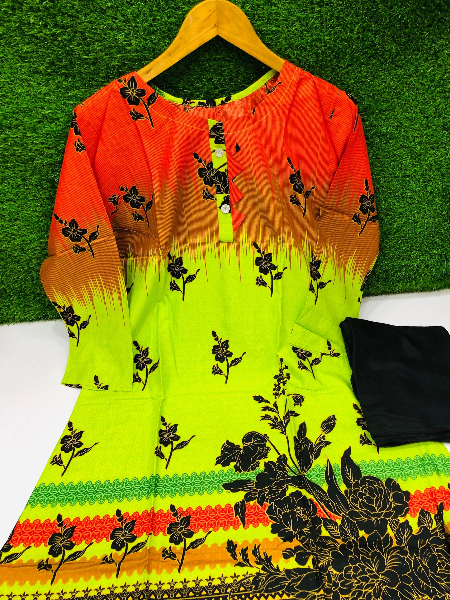 Stitched 2-Piece Set Digital Printed Air Line Froq Outfit