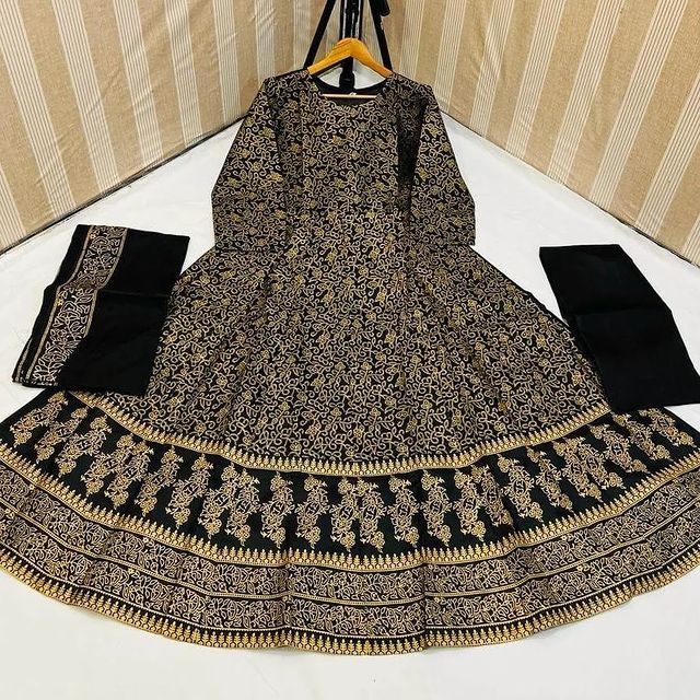 Ajwa Special stitched 3 pieces block print maxi
