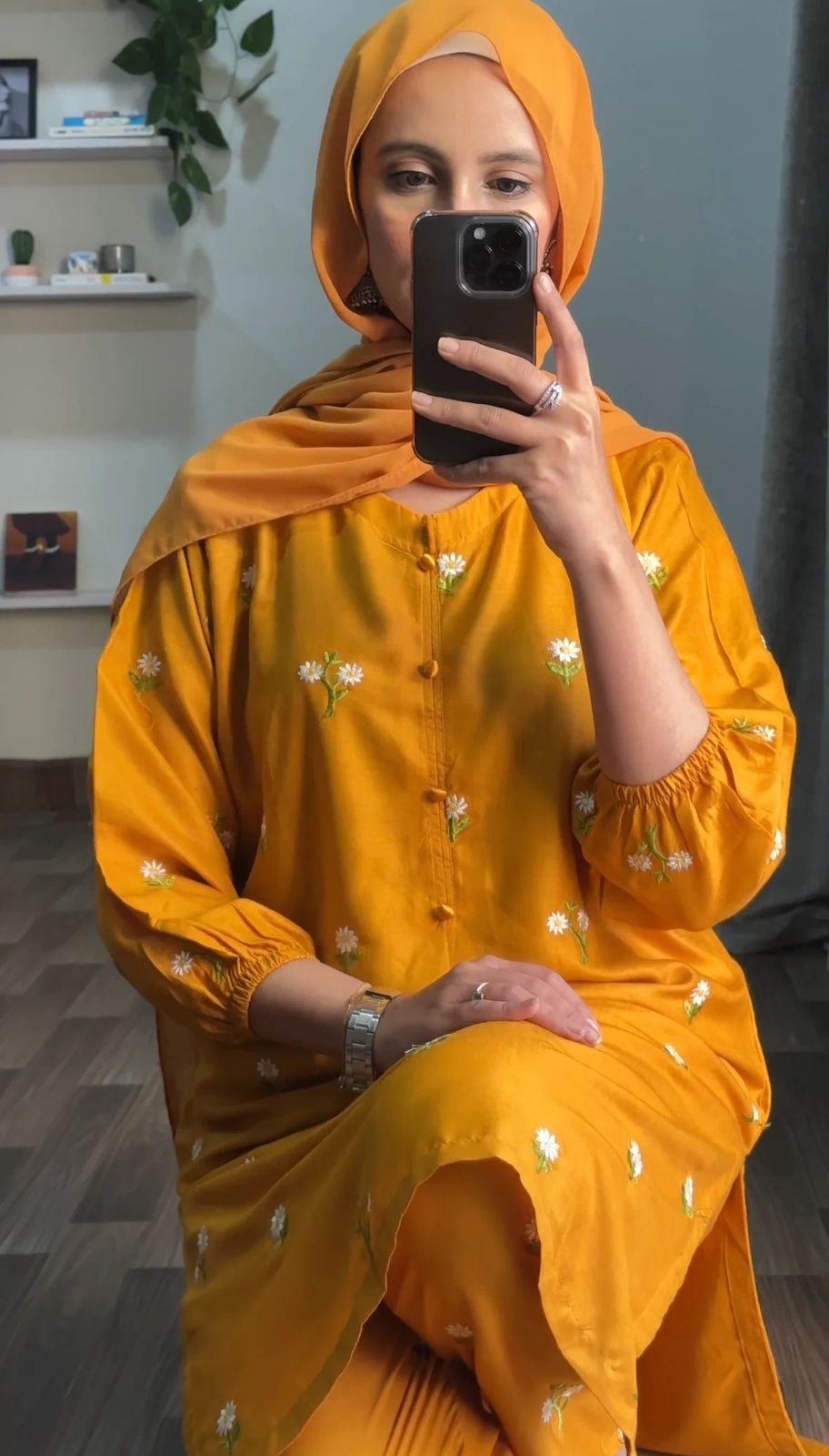 Petal Embroidary 2pcs