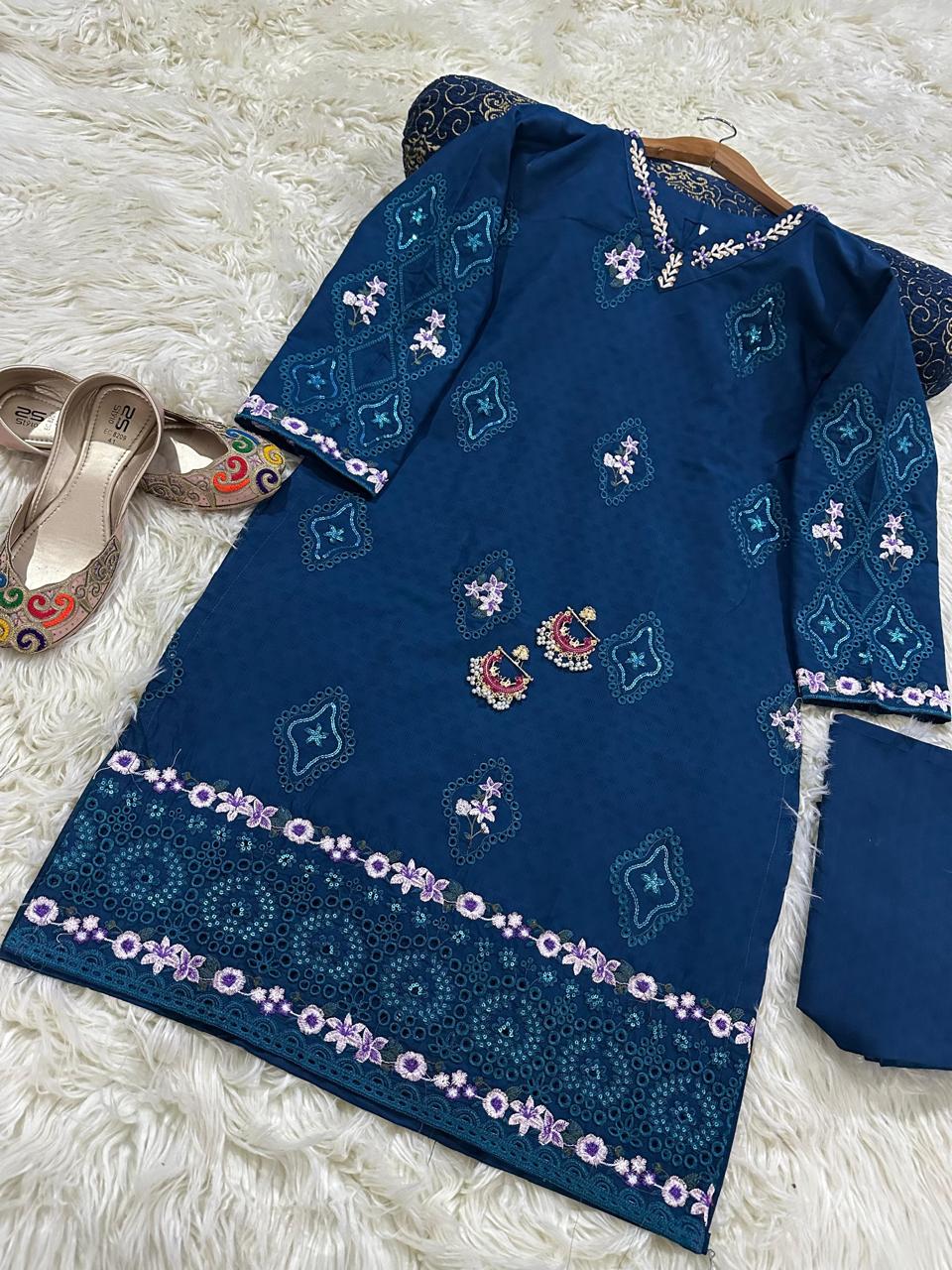 DORIA COTTON LAWN Embroidery 2PC