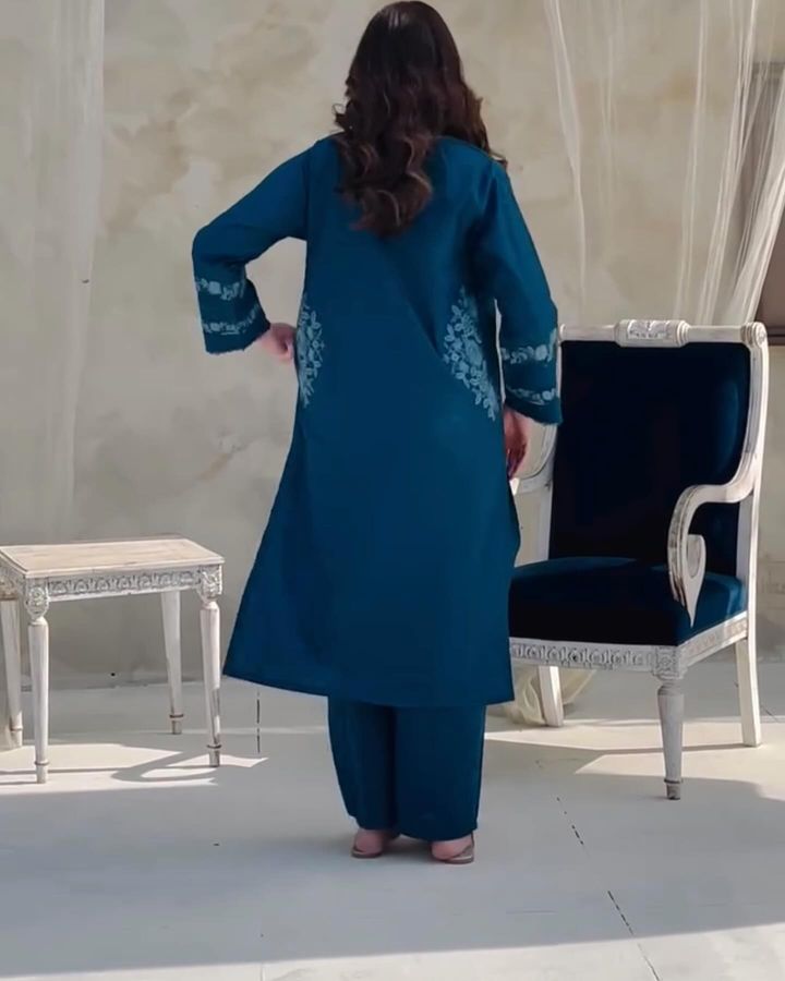 Chic Embroidered 2pcs