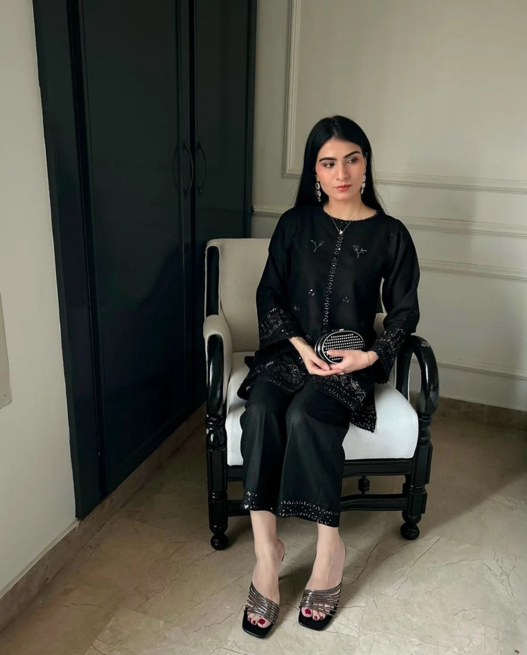 LEENA EMBROIDED STITCHED 2 PIECES