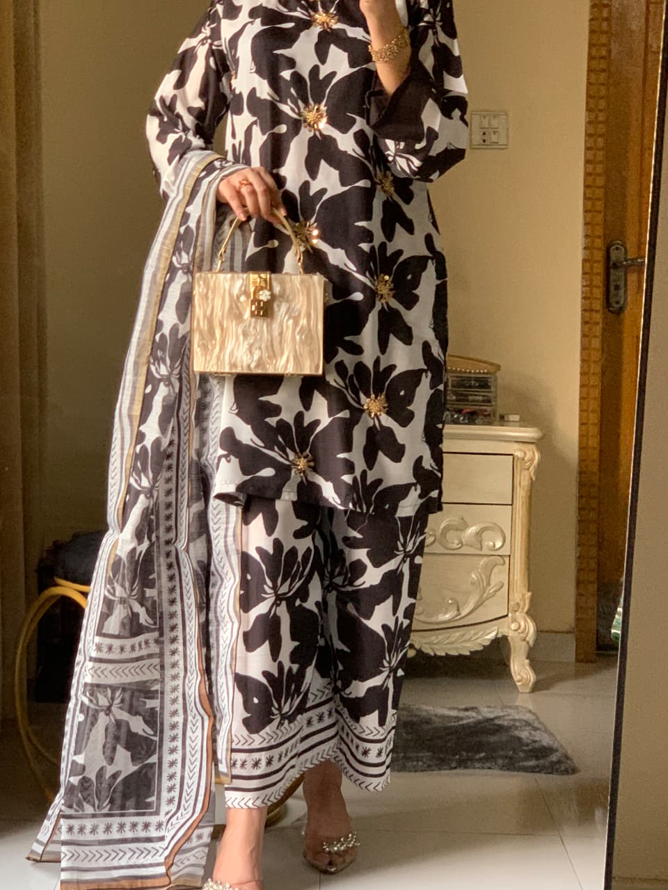 Aniqa  Long line Stitched Silk Lawn 3-Piece Collection