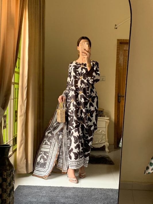 Aniqa Couture Long line Stitched Silk Lawn 3-Piece Collection