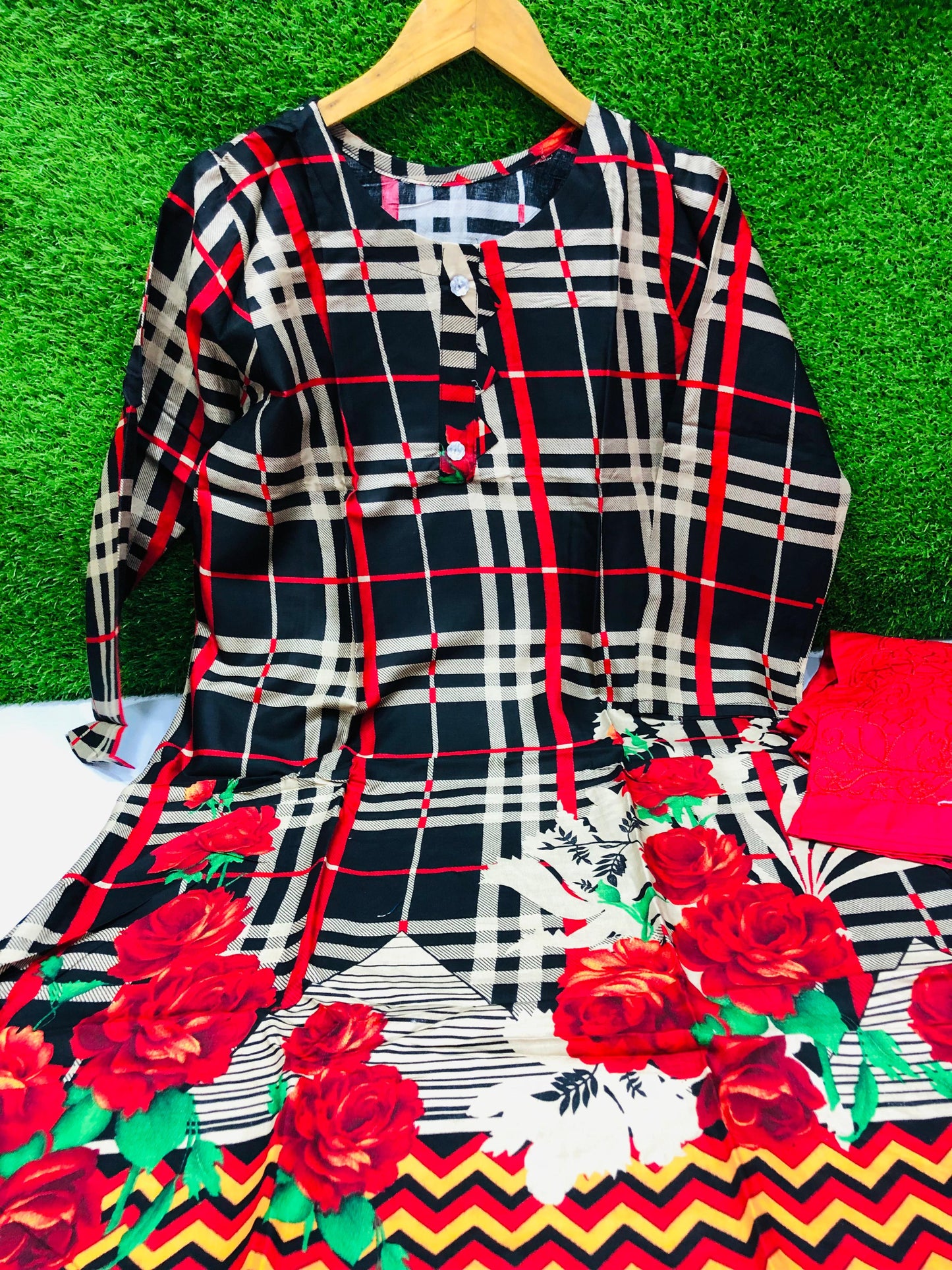 Stitched 2-Piece Set Digital Printed Air Line Froq Outfit