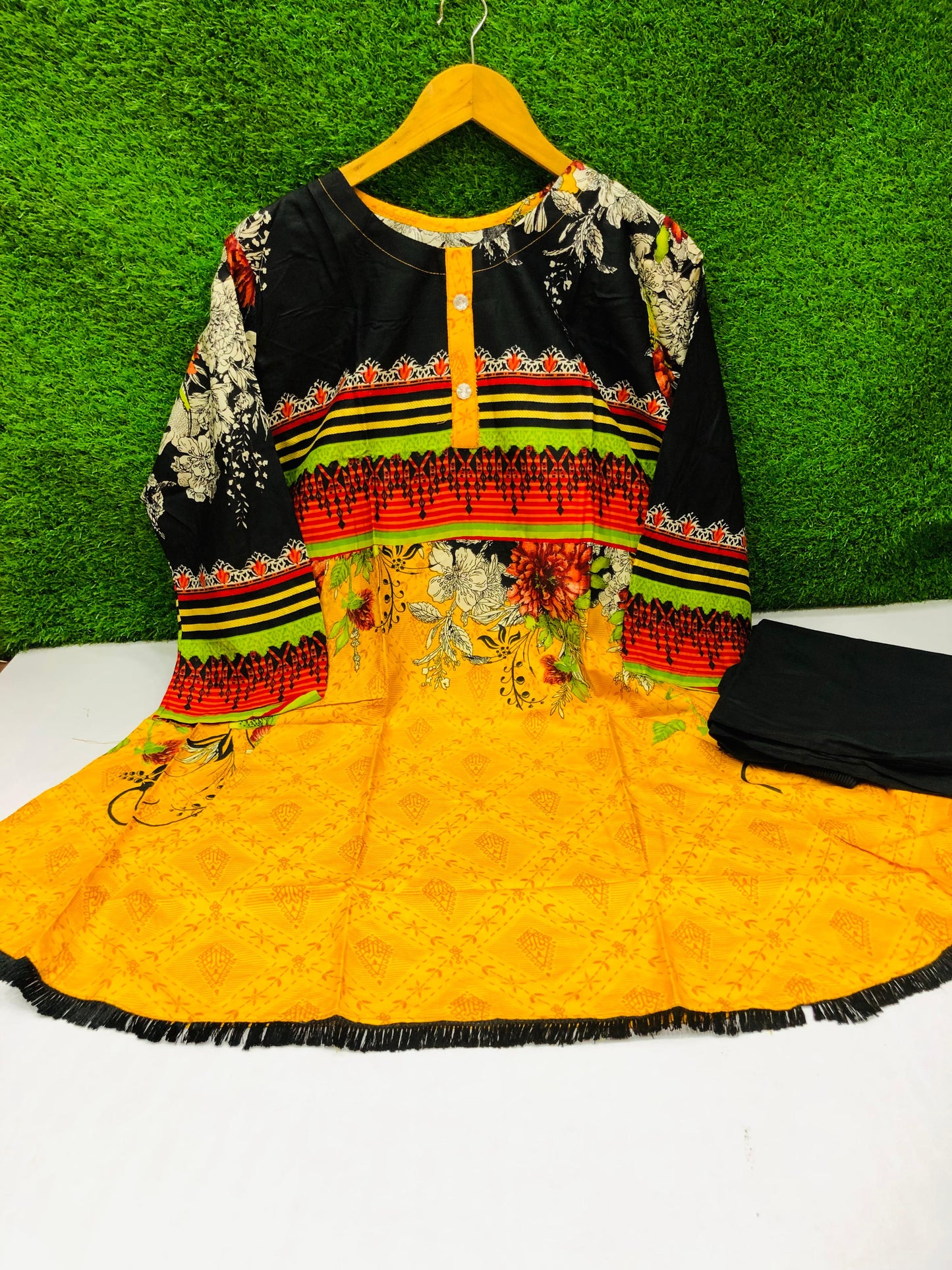 Stitched 2-Piece Set Digital Printed Peplum Froq Outfit