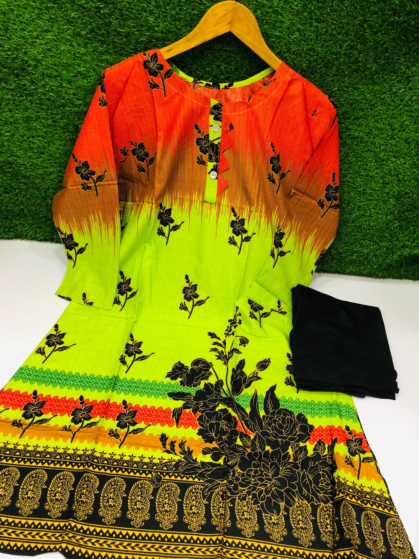 Stitched 2-Piece Set Digital Printed Air Line Froq Outfit