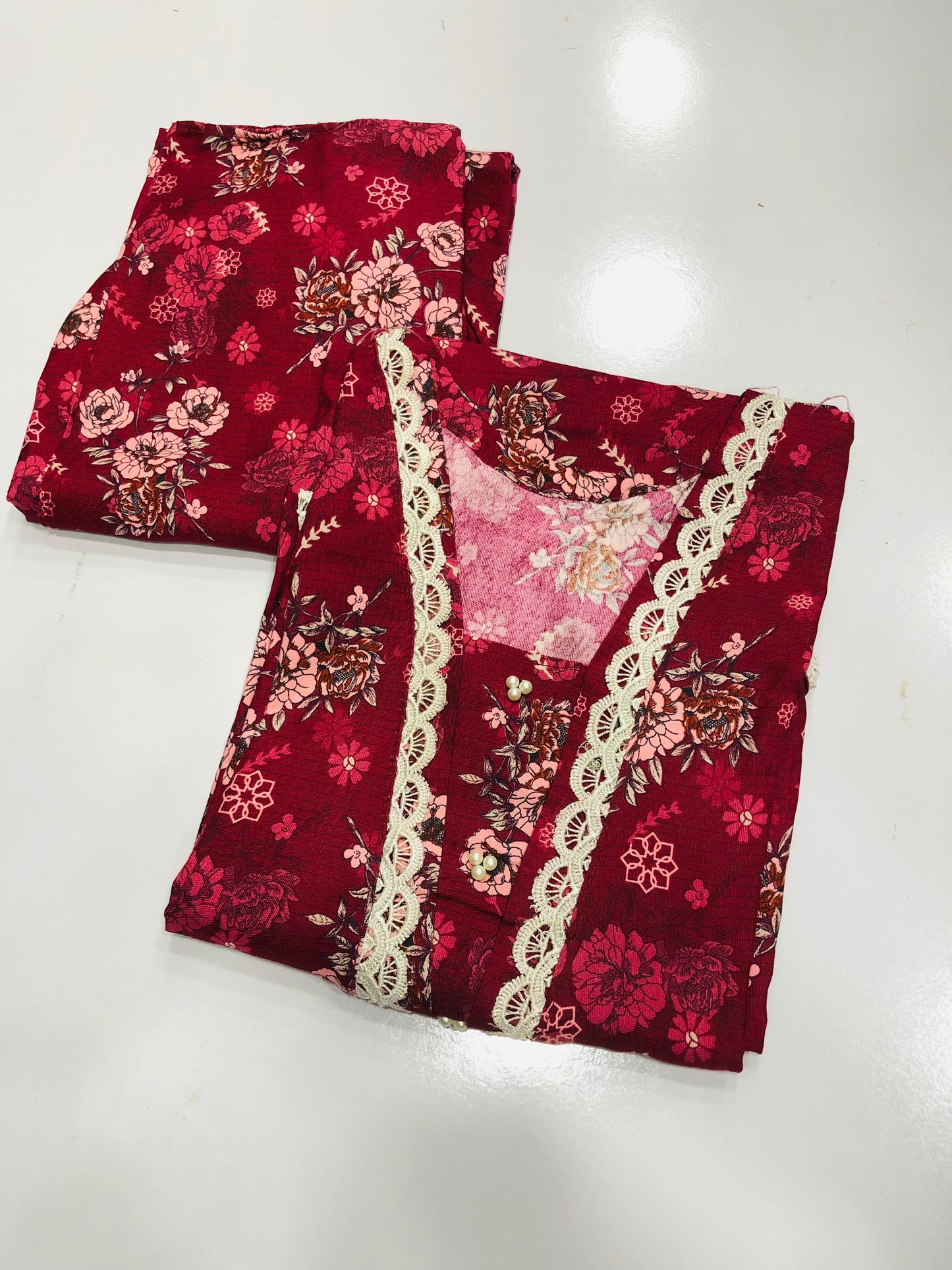 Stitched 2-Piece Set with Elegant Lace Detailing