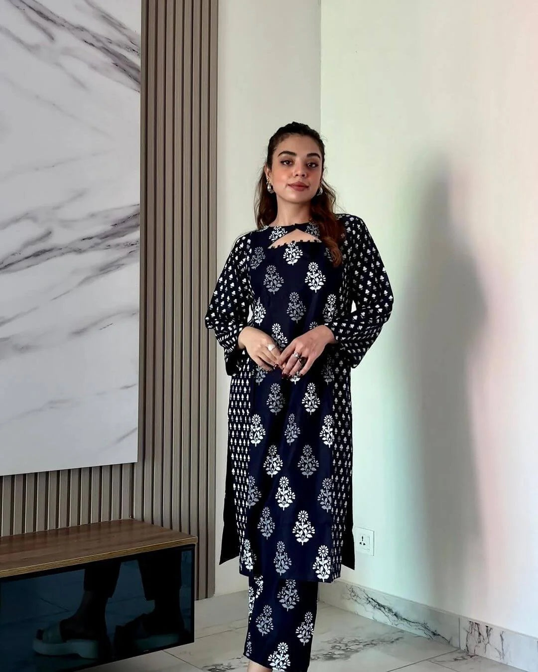 Bangali Design: Timeless Steam Printed Ensemble